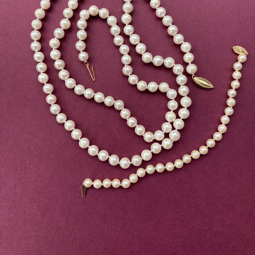 Necklace and bracelet pearls